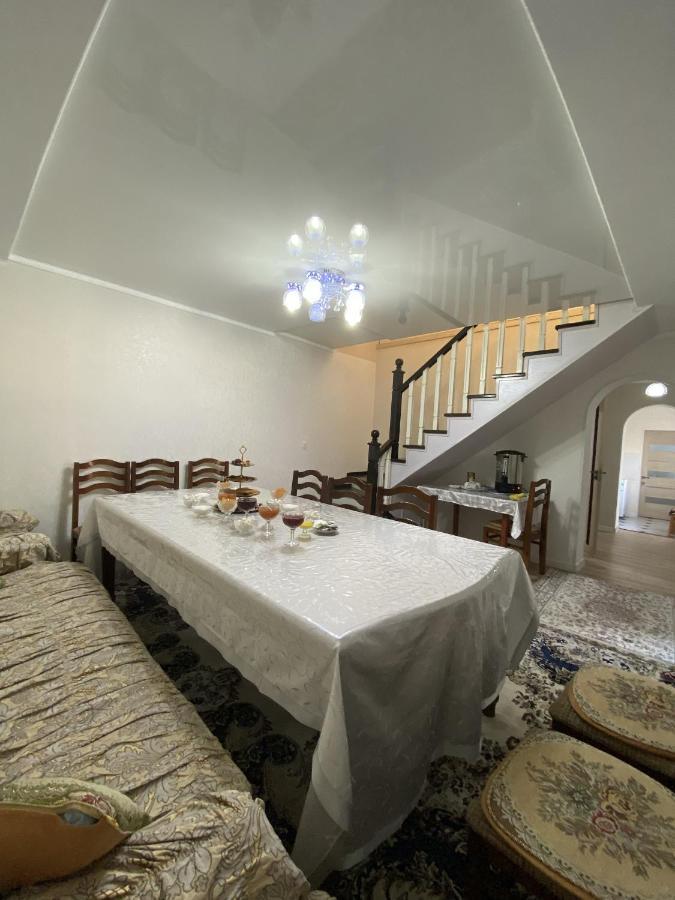 Guest House Tenir Too Naryn Buitenkant foto