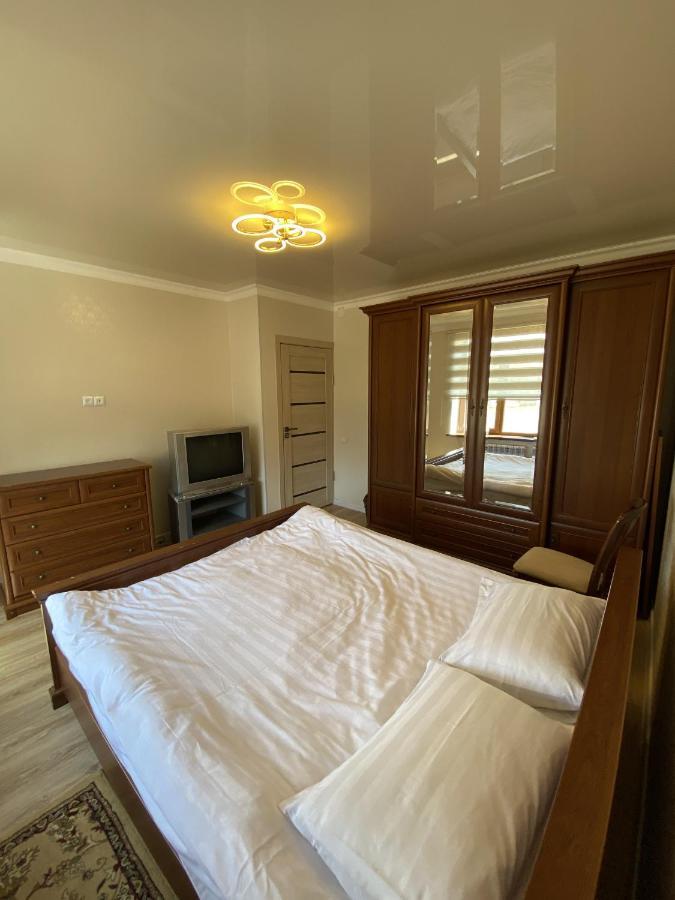 Guest House Tenir Too Naryn Buitenkant foto