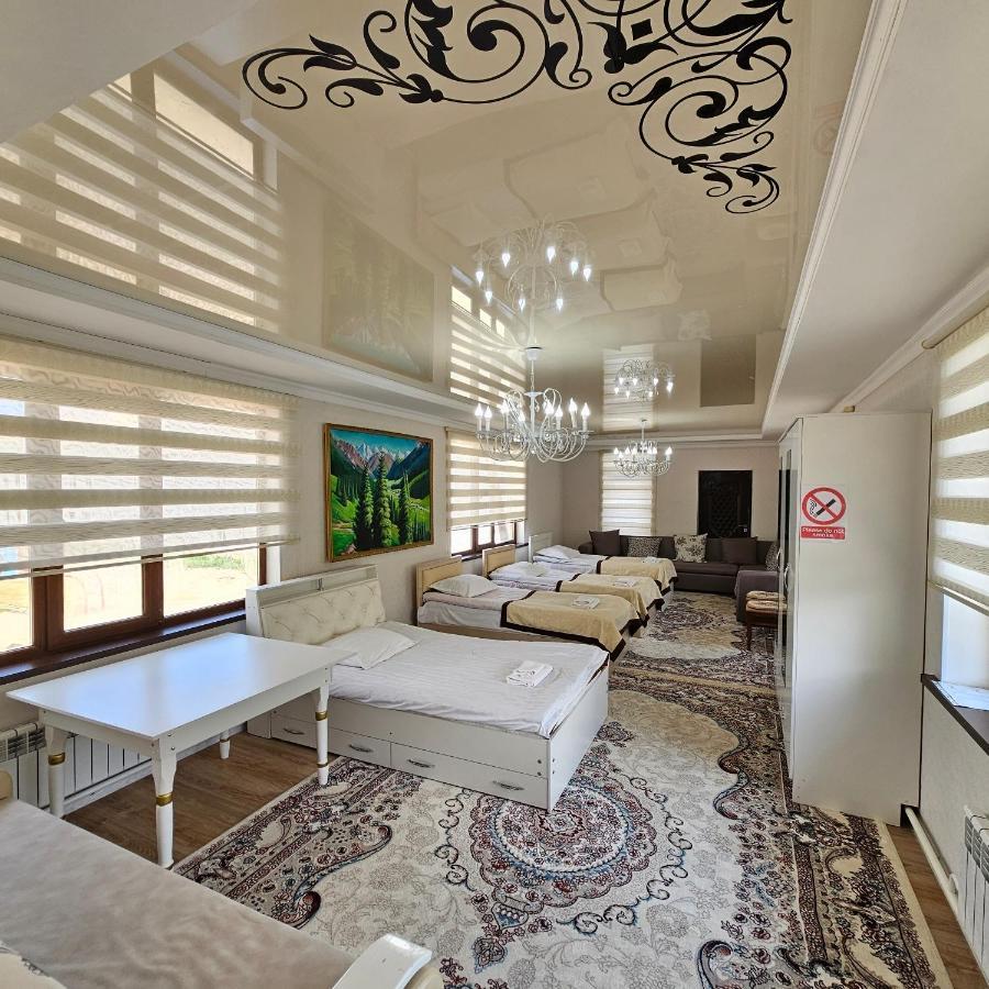 Guest House Tenir Too Naryn Buitenkant foto
