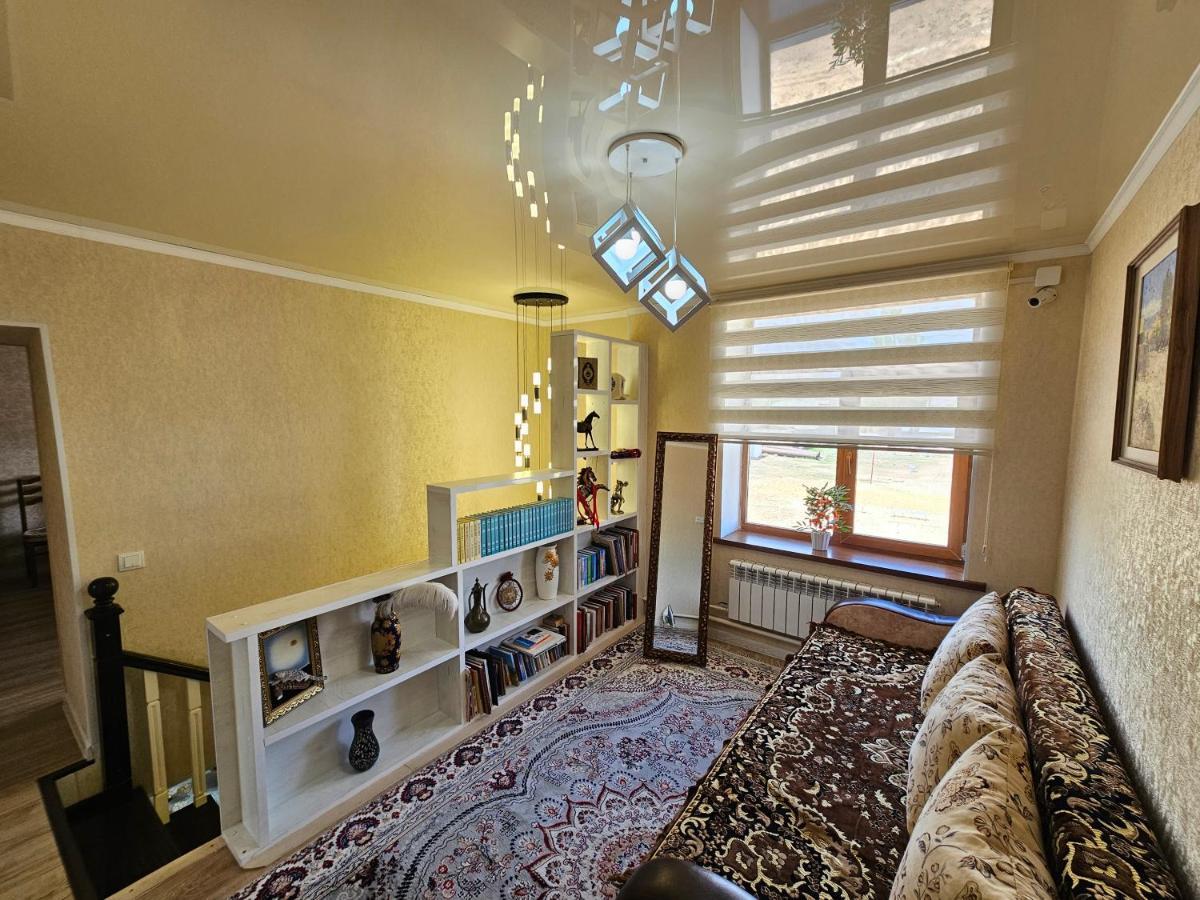 Guest House Tenir Too Naryn Buitenkant foto